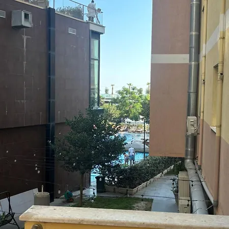 Tony Hotel